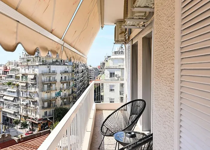 Center On The Sunset Apartment *