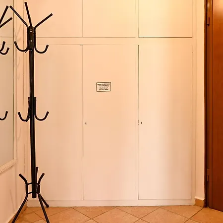 아파트 Center On The Sunset